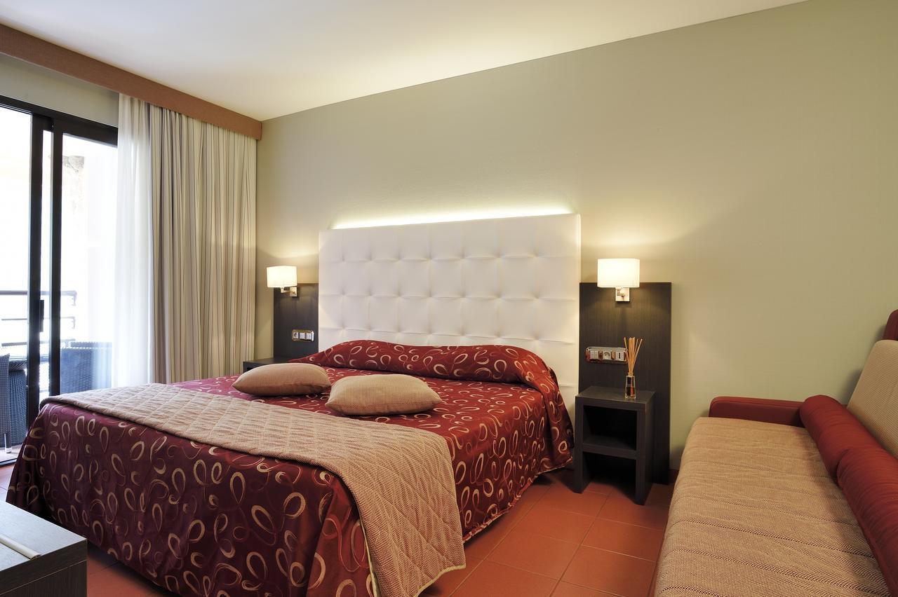 Hotel & Restaurant Le Belvedere Porto  Exteriör bild